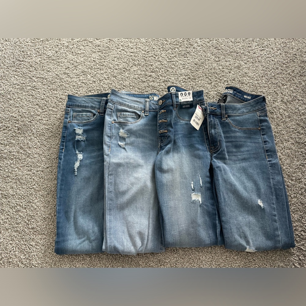 4 pairs of rewash jeans size 3